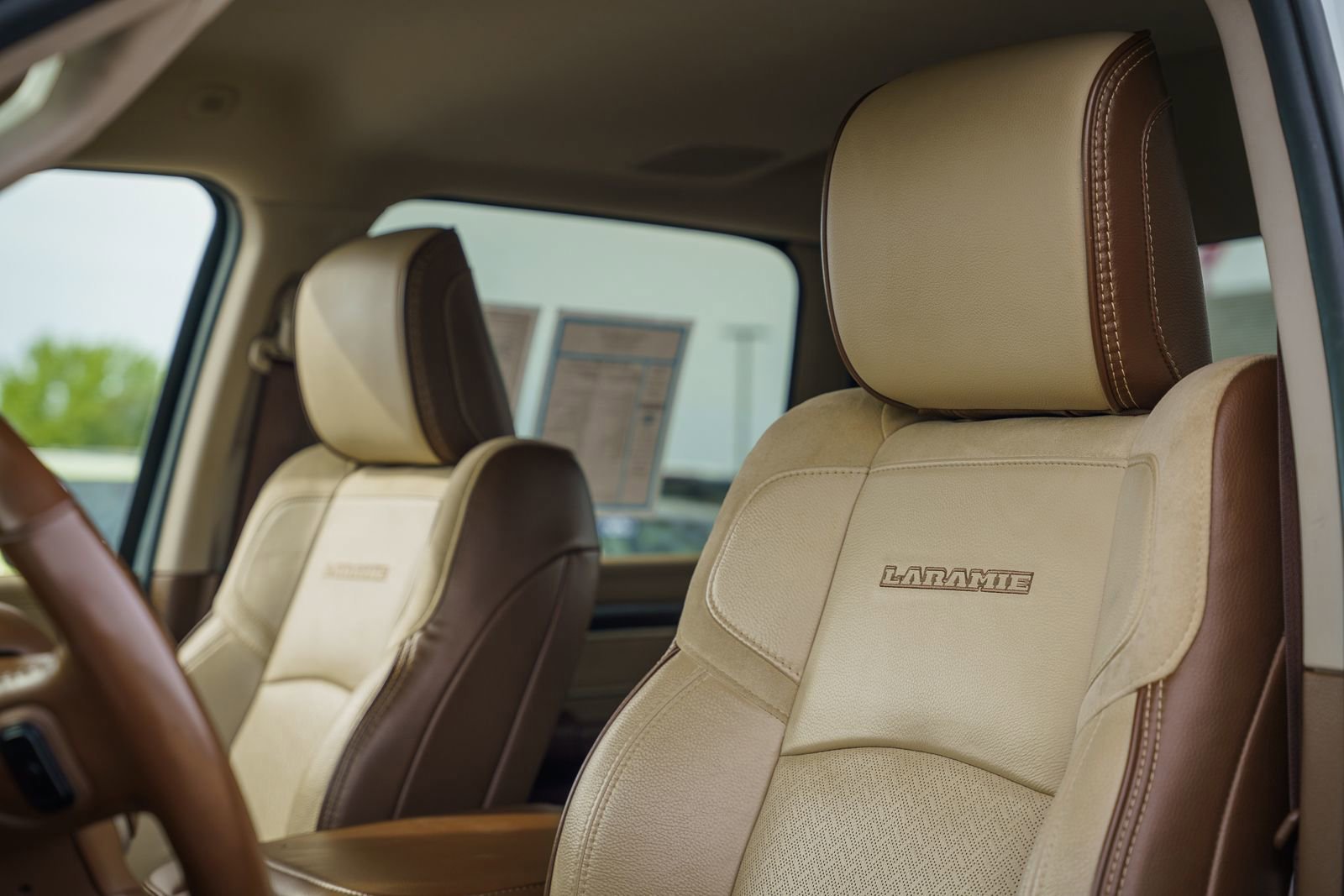 Used 2023 RAM 3500 Laramie image 31