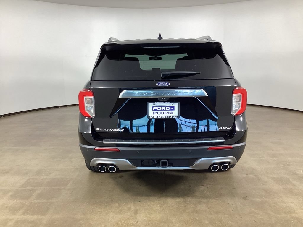 Certified 2023 Ford Explorer Platinum w/ Technology Package AWD/4WD image 10