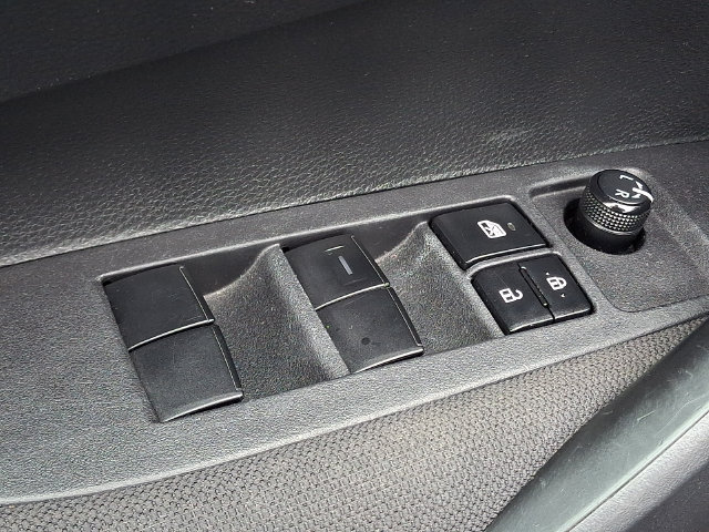 Used 2024 Toyota Corolla LE FWD image 25