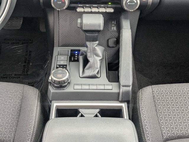Used 2026 Toyota 4Runner SR5 AWD/4WD image 19