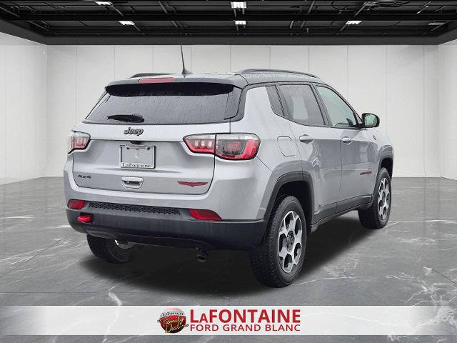 Used 2022 Jeep Compass Trailhawk w/ Trailhawk Convenience Group AWD/4WD image 5
