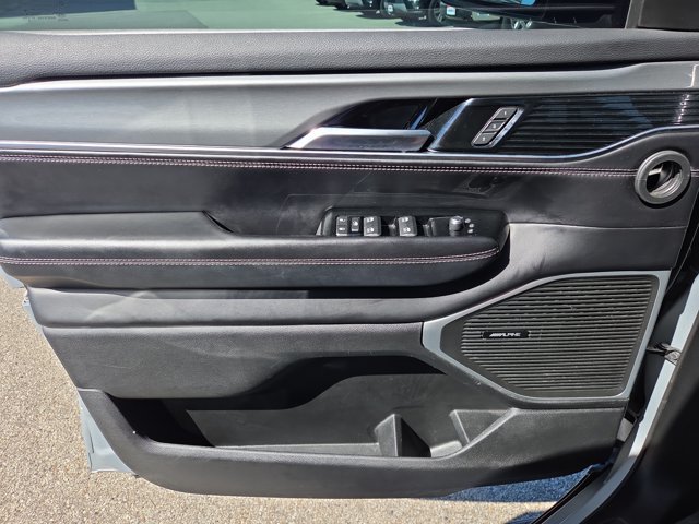 Used 2022 Jeep Wagoneer Series I AWD/4WD image 19