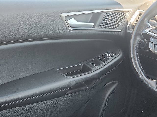 Certified 2022 Ford Edge SEL w/ Convenience Package AWD/4WD image 11