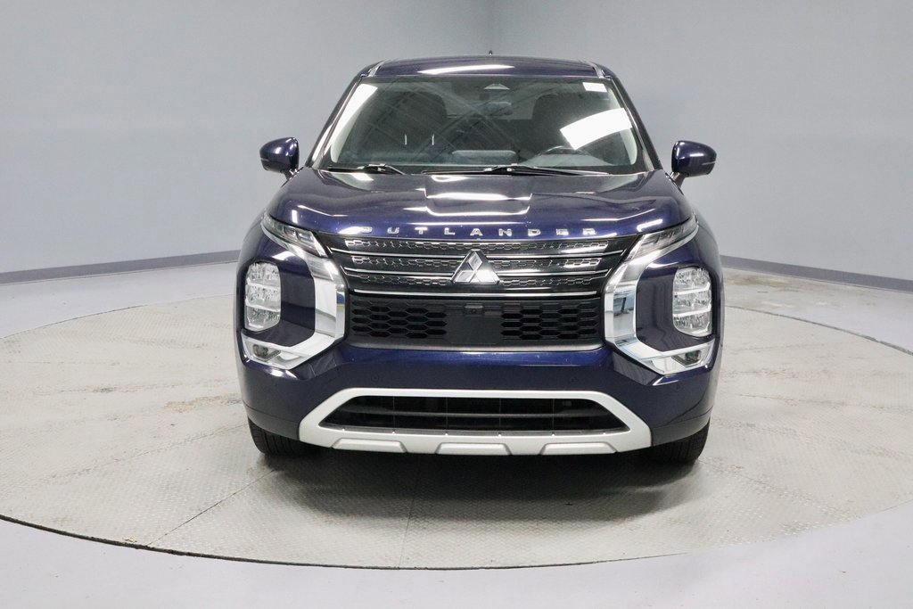 Used 2022 Mitsubishi Outlander SE image 9