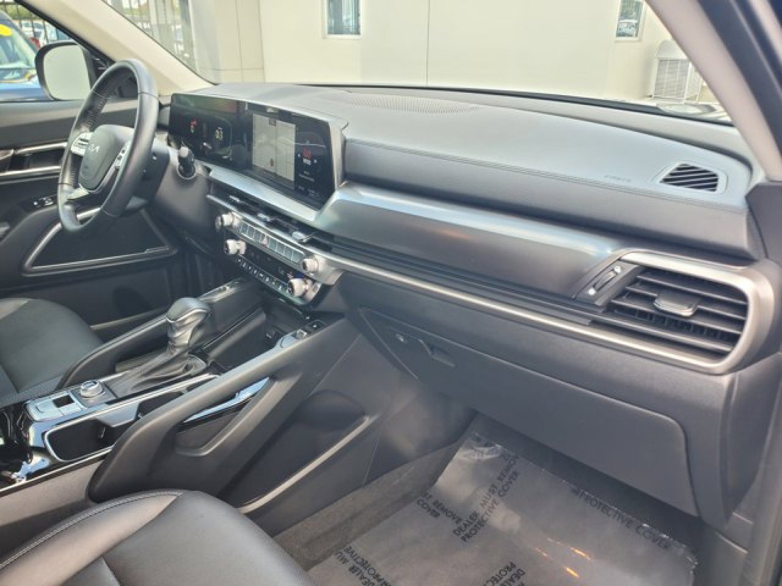 Used 2023 Kia Telluride S AWD/4WD image 35