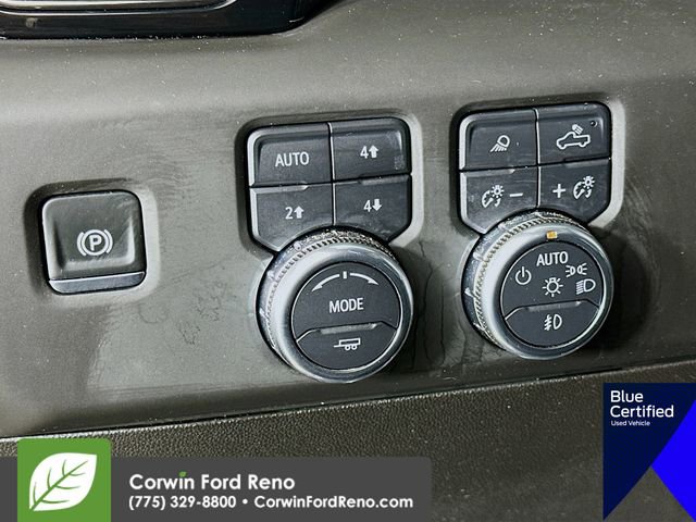 Used 2025 GMC Sierra 2500 AT4X image 14