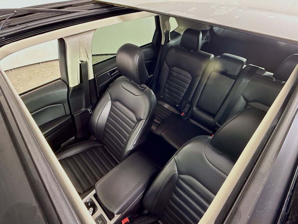 Certified 2024 Ford Edge SEL w/ Convenience Package image 4