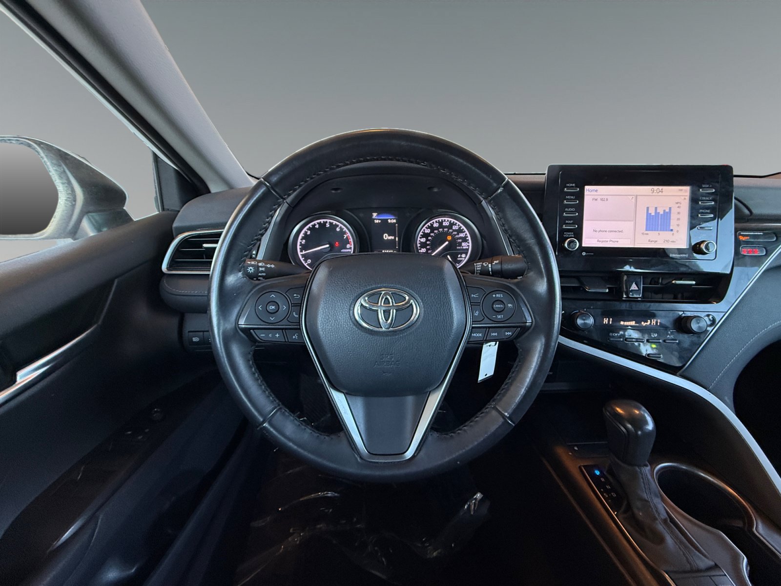 Used 2022 Toyota Camry SE w/ Carpet Mat Package (TMS) FWD image 17