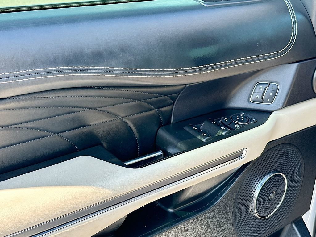 Certified 2021 Ford Expedition Platinum image 21