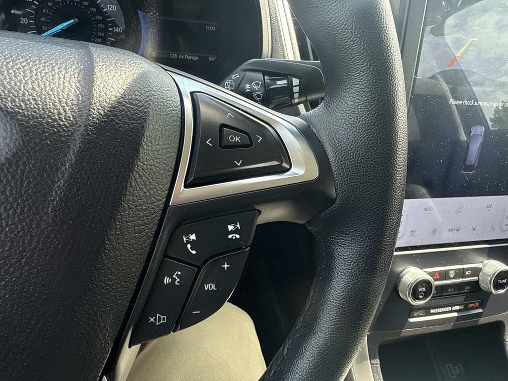 Certified 2023 Ford Edge SEL w/ Convenience Package AWD/4WD image 32