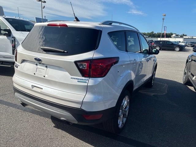 Certified 2019 Ford Escape Titanium FWD image 3