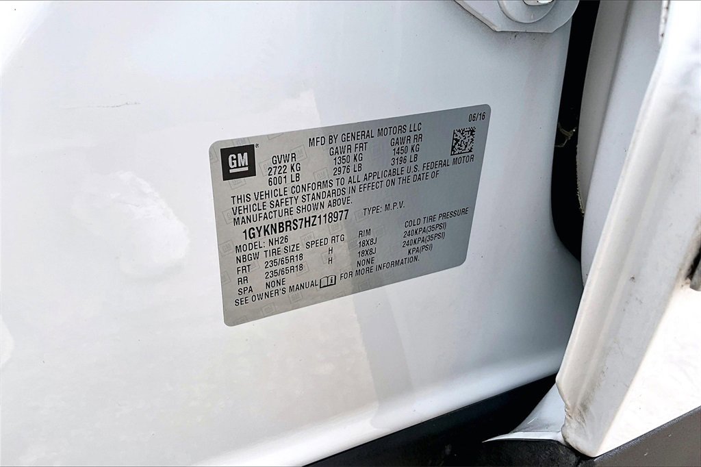 Used 2017 Cadillac XT5 Luxury w/ Driver Awareness Package image 16