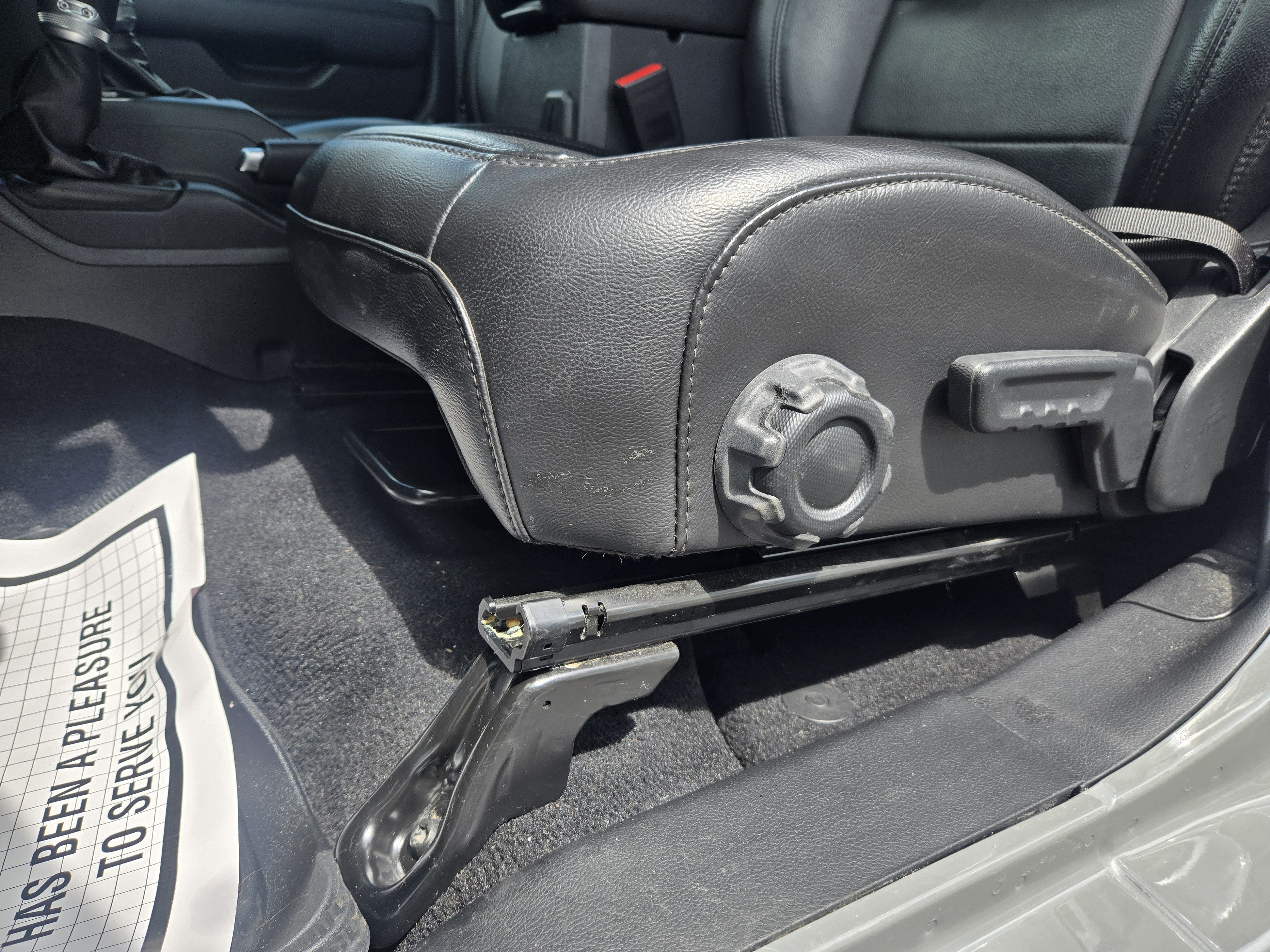 Used 2023 Jeep Wrangler Unlimited Sahara AWD/4WD image 20