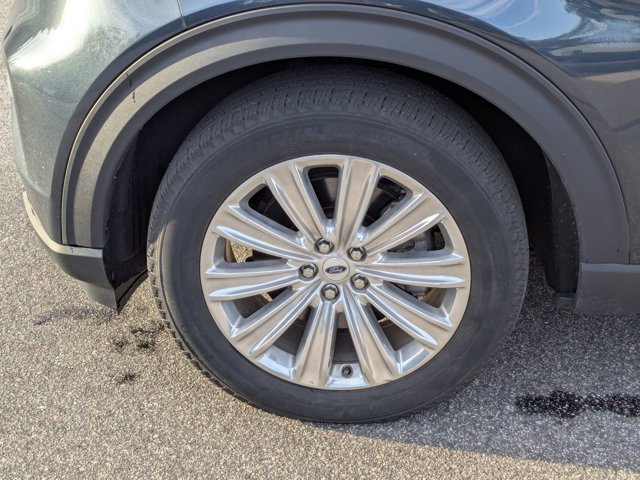 Certified 2023 Ford Explorer Limited w/ Hybrid Equipment Group 310A image 11