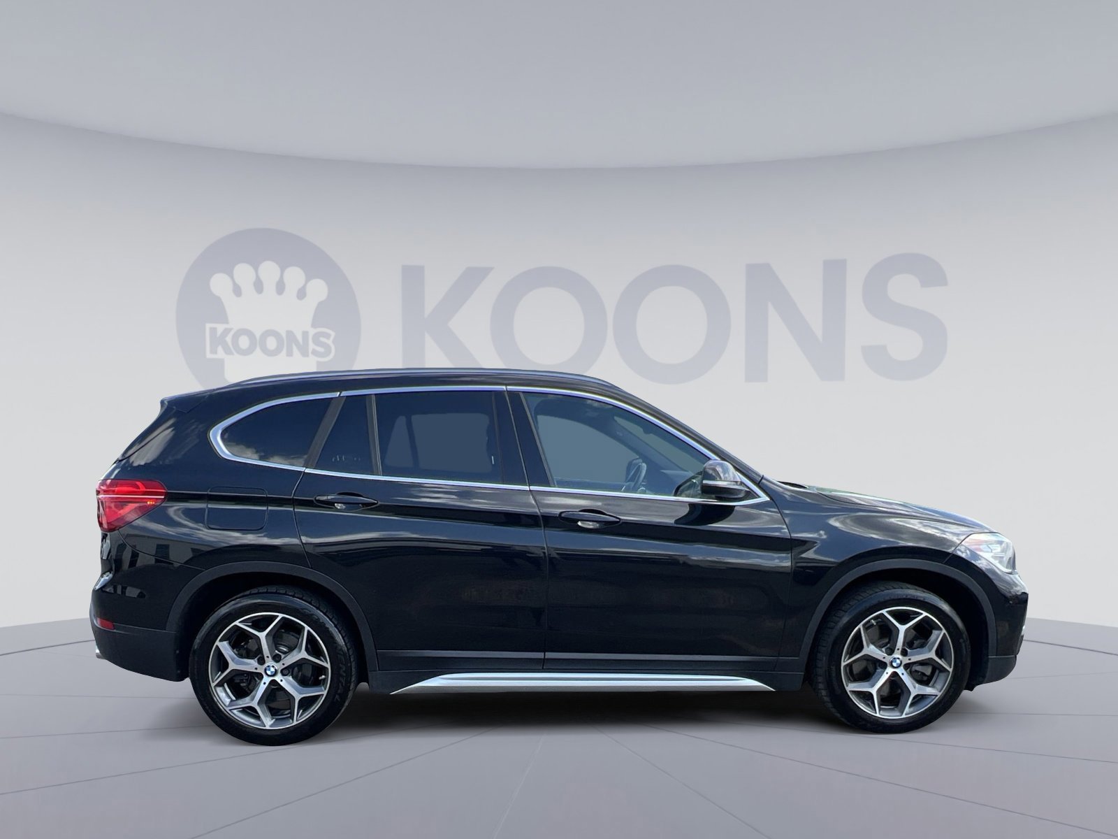 Used 2019 BMW X1 xDrive28i w/ Convenience Package image 6
