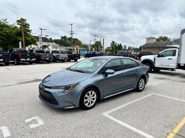 Used 2024 Toyota Corolla LE FWD image 6