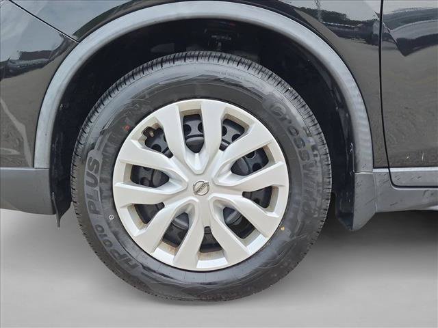 Used 2018 Nissan Rogue S AWD/4WD image 23