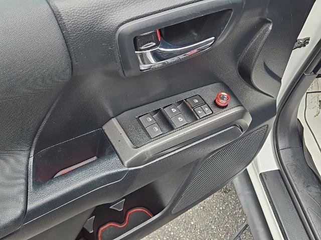 Used 2018 Toyota Tacoma TRD Sport w/ Technology Package image 13
