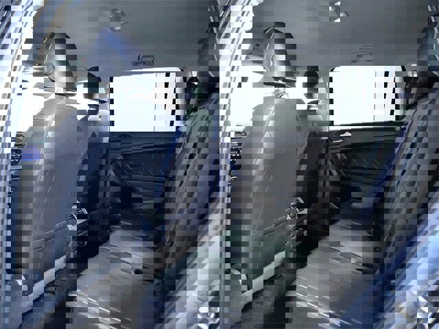 Used 2022 Volkswagen Tiguan SE image 14