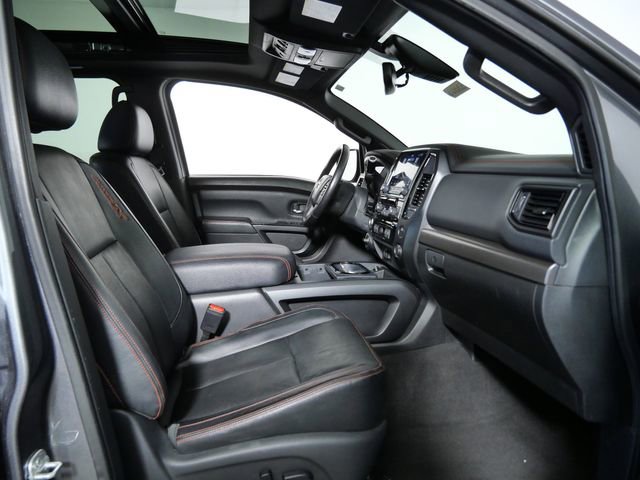 Used 2021 Nissan Titan PRO-4X w/ Pro-4x Convenience Package AWD/4WD image 11