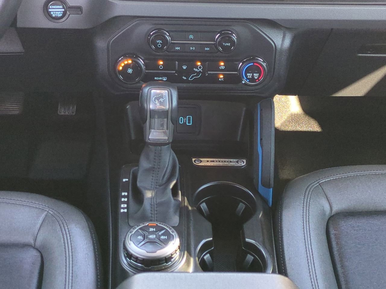 Certified 2023 Ford Bronco Black Diamond image 18