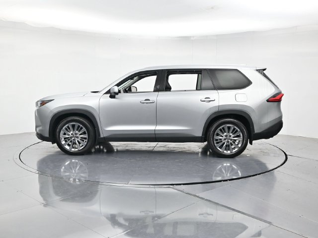 Used 2024 Toyota Grand Highlander AWD image 7