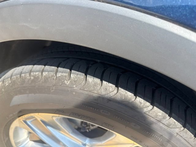 Certified 2017 Ford Explorer XLT w/ Equipment Group 202A FWD image 16