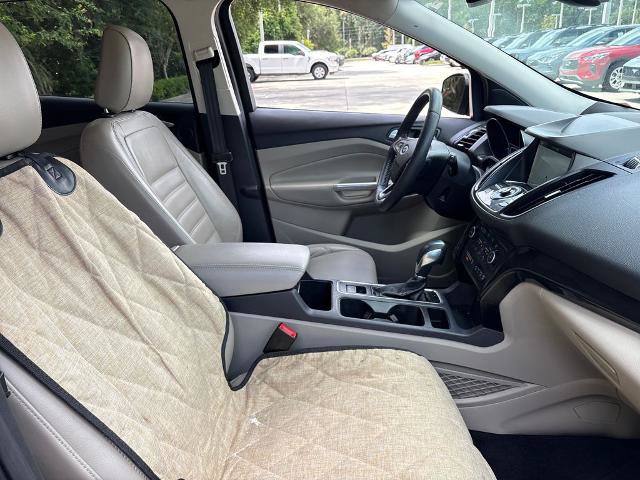 Certified 2019 Ford Escape Titanium FWD image 28