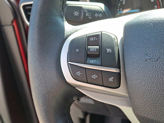 Certified 2023 Ford Explorer XLT w/ Equipment Group 202A AWD/4WD image 9