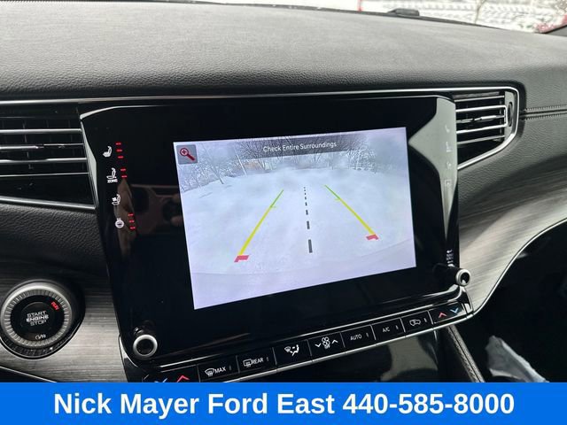 Used 2024 Jeep Wagoneer Series II AWD/4WD image 35