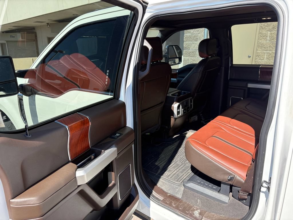 Certified 2022 Ford F350 King Ranch w/ King Ranch Ultimate Package AWD/4WD image 23