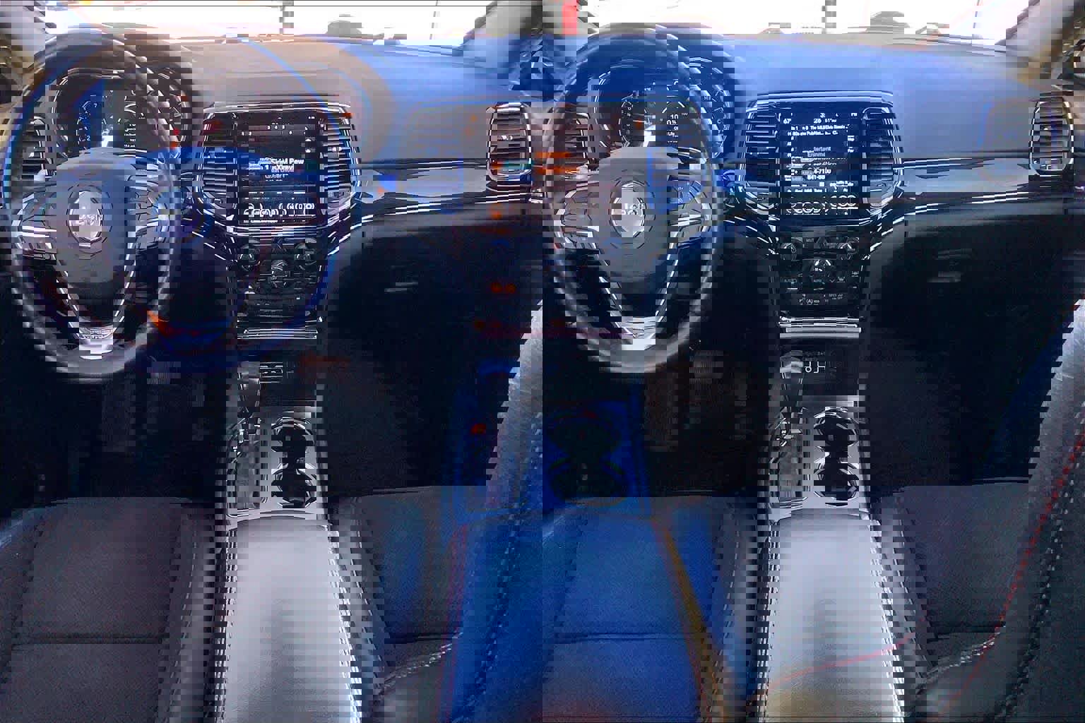 Used 2020 Jeep Grand Cherokee Trailhawk image 15