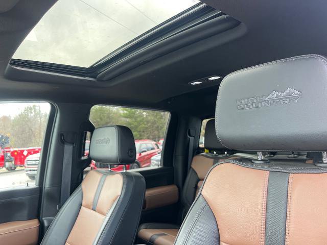 Used 2022 Chevrolet Silverado 3500 High Country AWD/4WD image 8