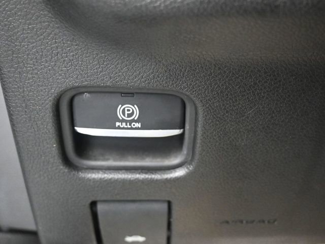 Used 2024 Jeep Grand Cherokee L Laredo AWD/4WD image 9