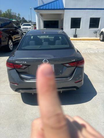 Used 2020 Nissan Sentra SV image 6