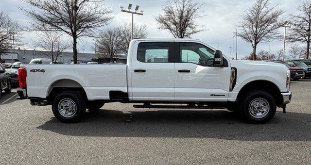 Certified 2025 Ford F250 XL w/ XL Chrome Package image 6