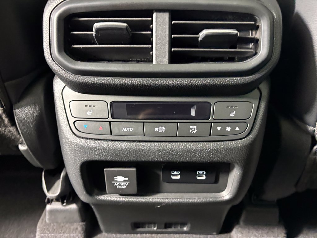 Used 2026 Honda Pilot Black Edition image 30