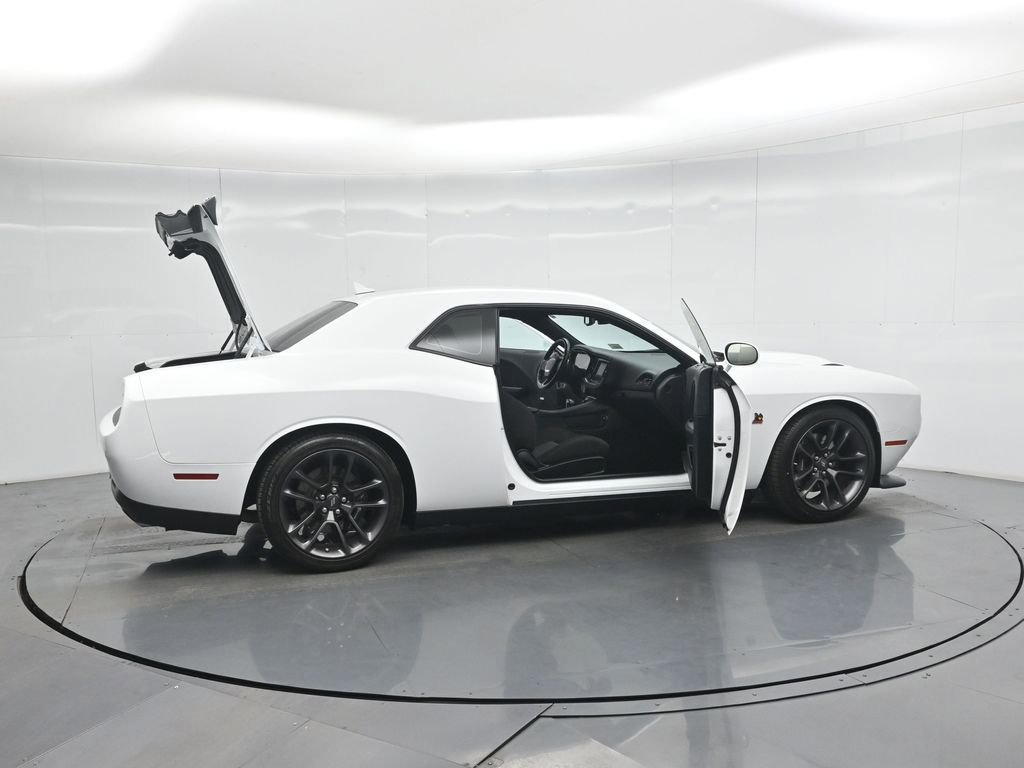 Used 2020 Dodge Challenger R/T Scat Pack RWD image 35