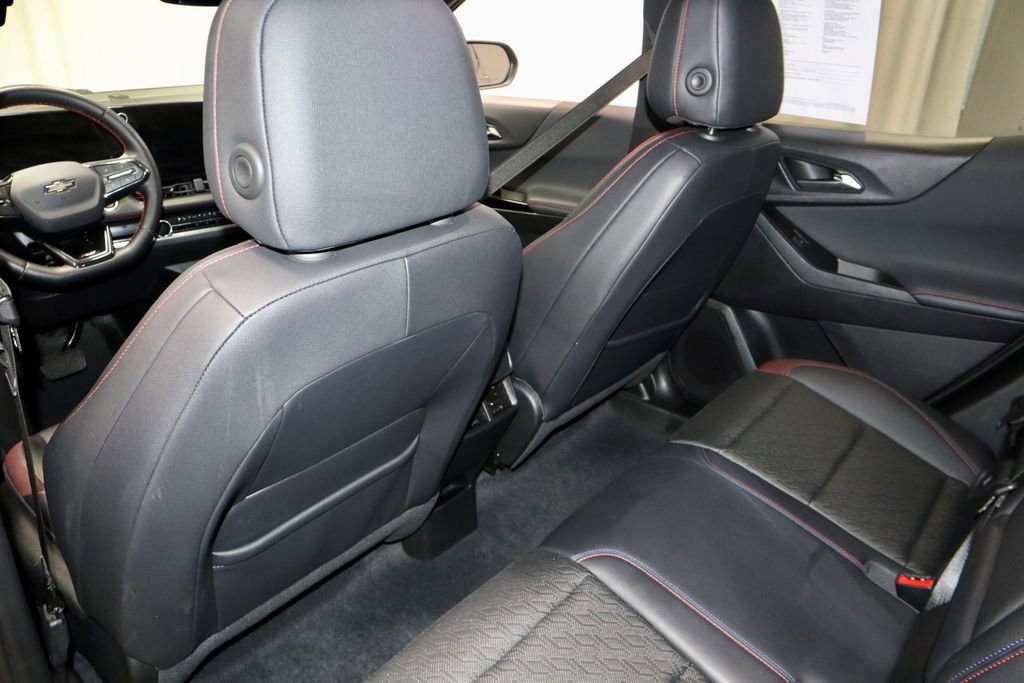 Used 2025 Chevrolet Equinox RS w/ Safety and Technology Package image 22