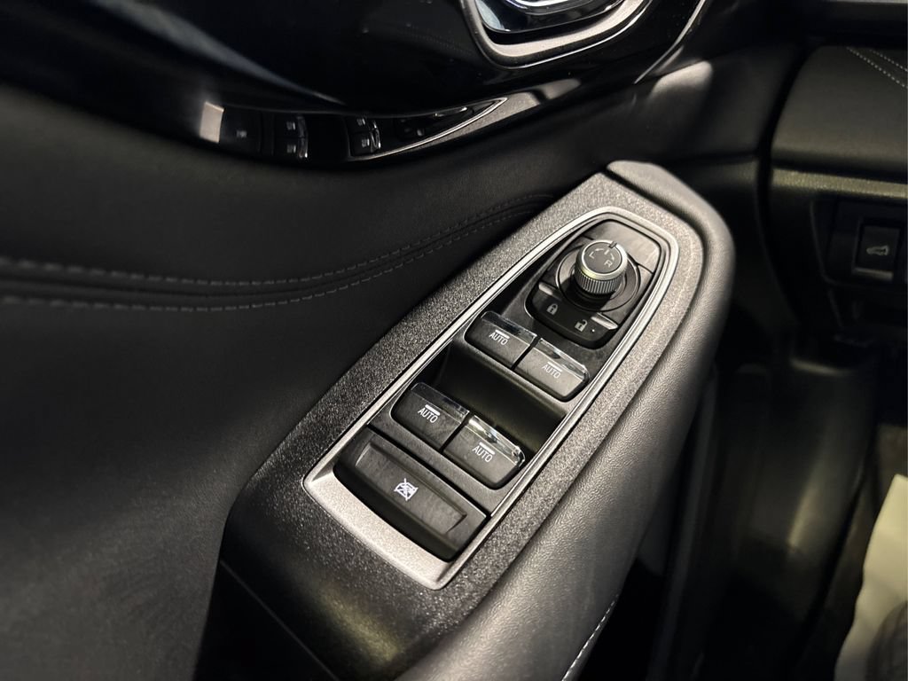 Used 2025 Subaru Outback Limited XT AWD/4WD image 38