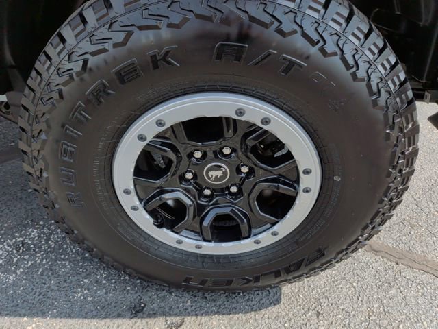 Certified 2023 Ford Bronco Big Bend w/ Sasquatch Package image 31