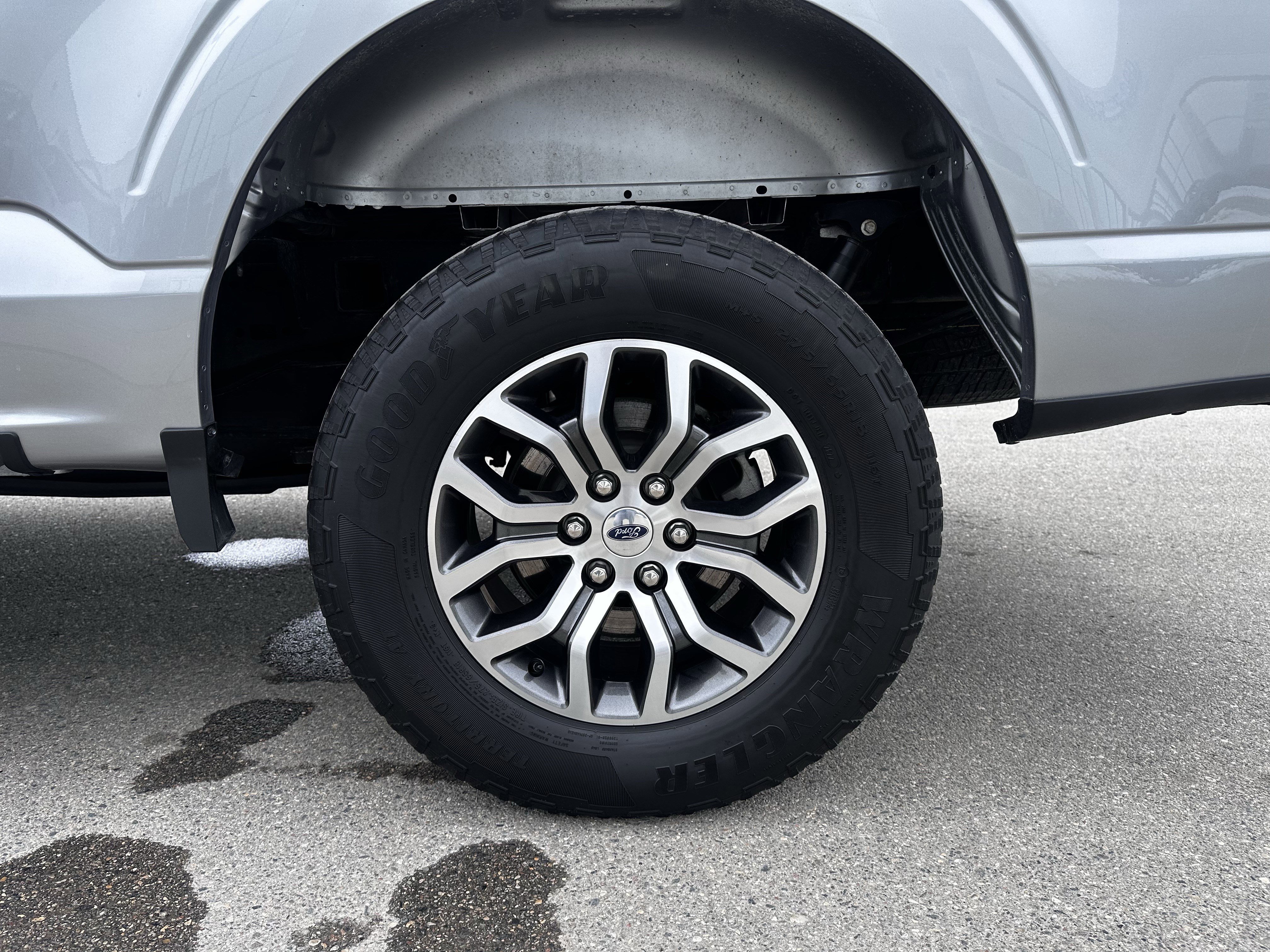 Certified 2022 Ford F150 Lariat w/ Equipment Group 501A Mid image 20