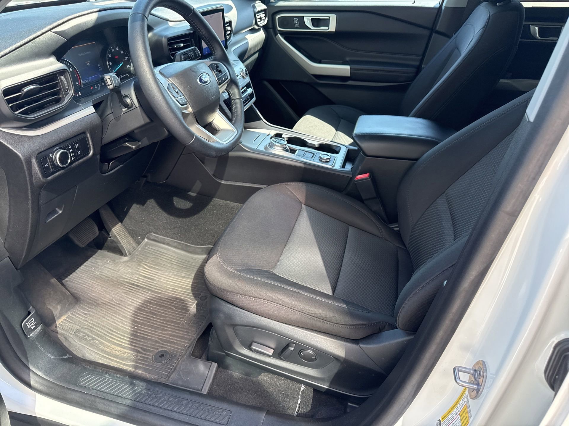 Certified 2023 Ford Explorer XLT AWD/4WD image 13