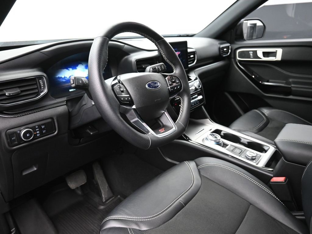 Certified 2023 Ford Explorer ST image 18
