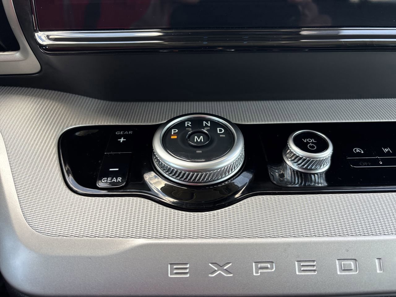 Certified 2025 Ford Expedition Max Active AWD/4WD image 36