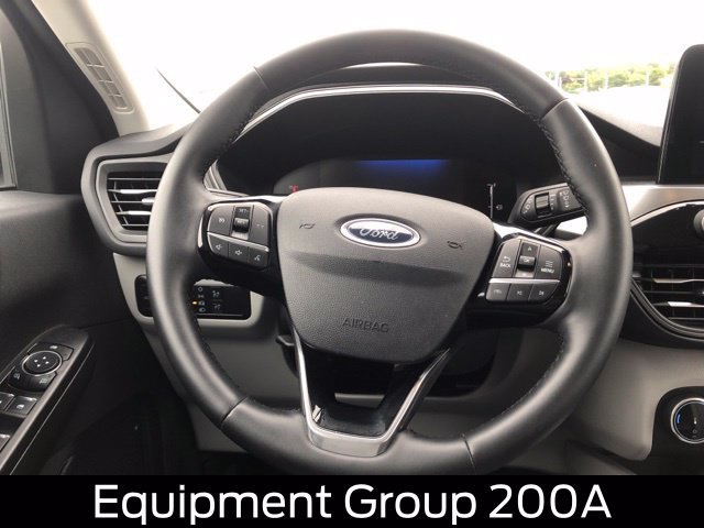 Certified 2024 Ford Escape Active AWD/4WD image 19