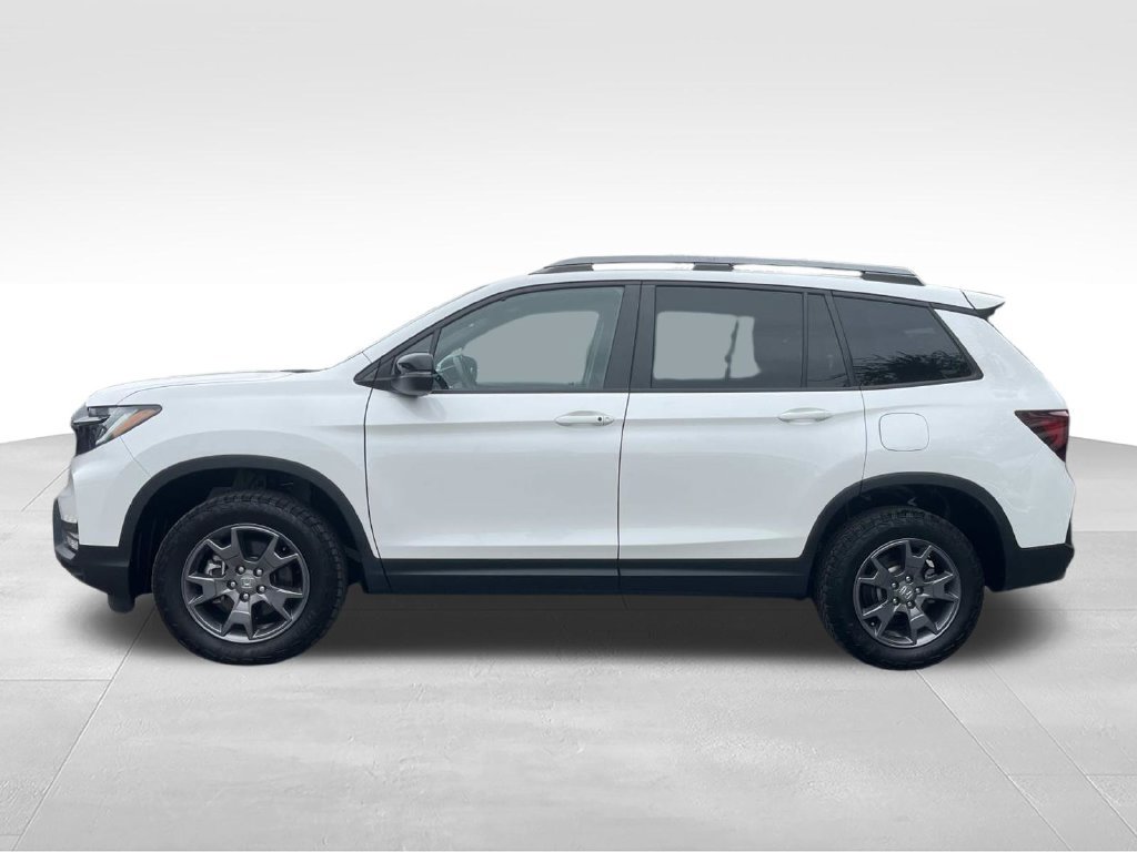 Used 2024 Honda Passport TrailSport image 8