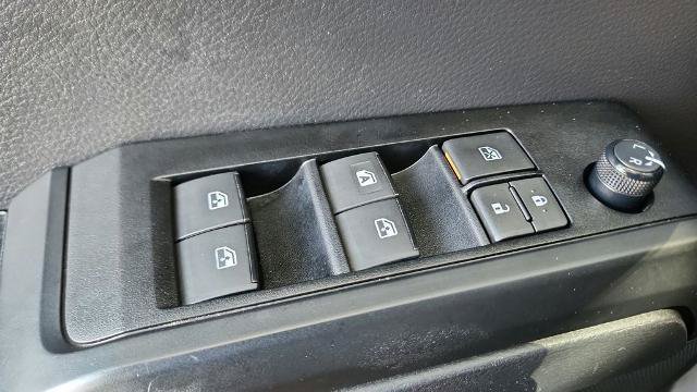 Used 2023 Toyota Tacoma SR AWD/4WD image 19