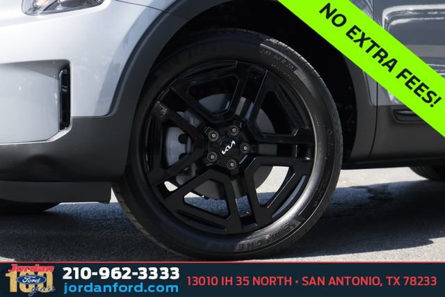Used 2024 Kia Telluride SX X-Line AWD/4WD image 3