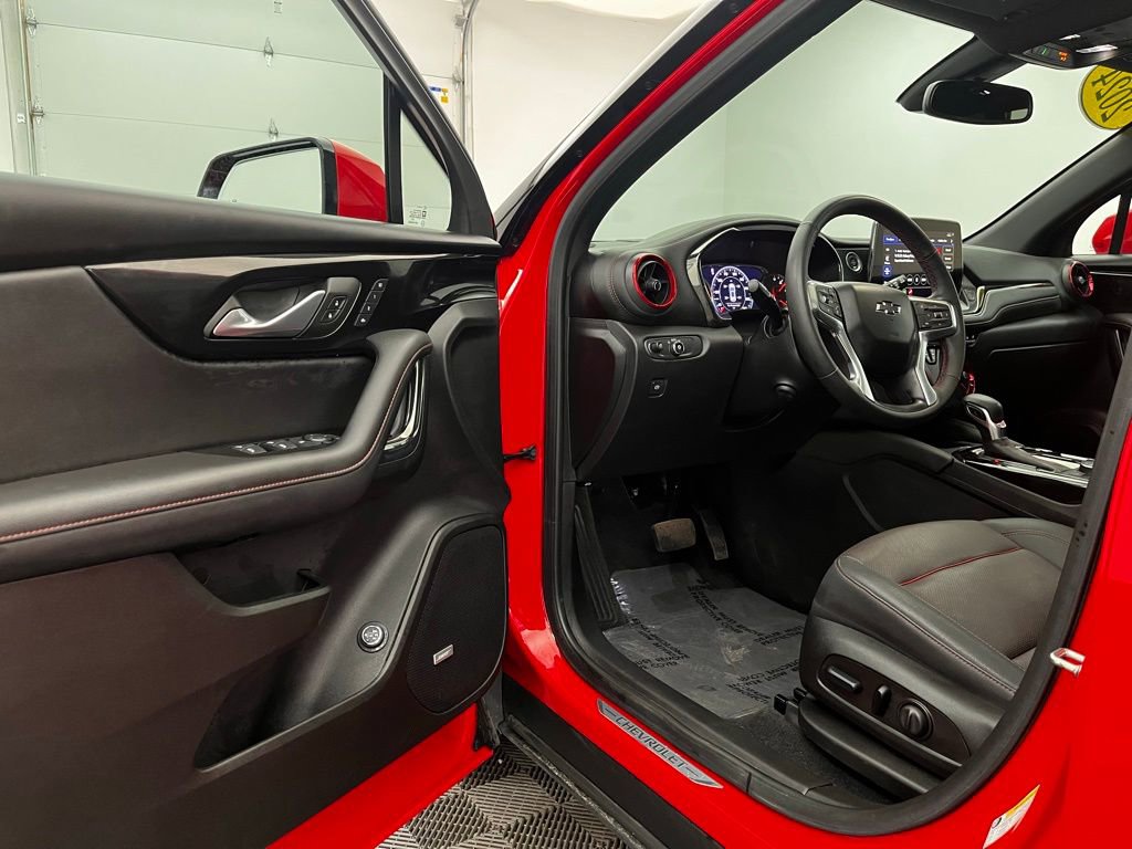 Used 2024 Chevrolet Blazer RS w/ Enhanced Convenience Package image 18